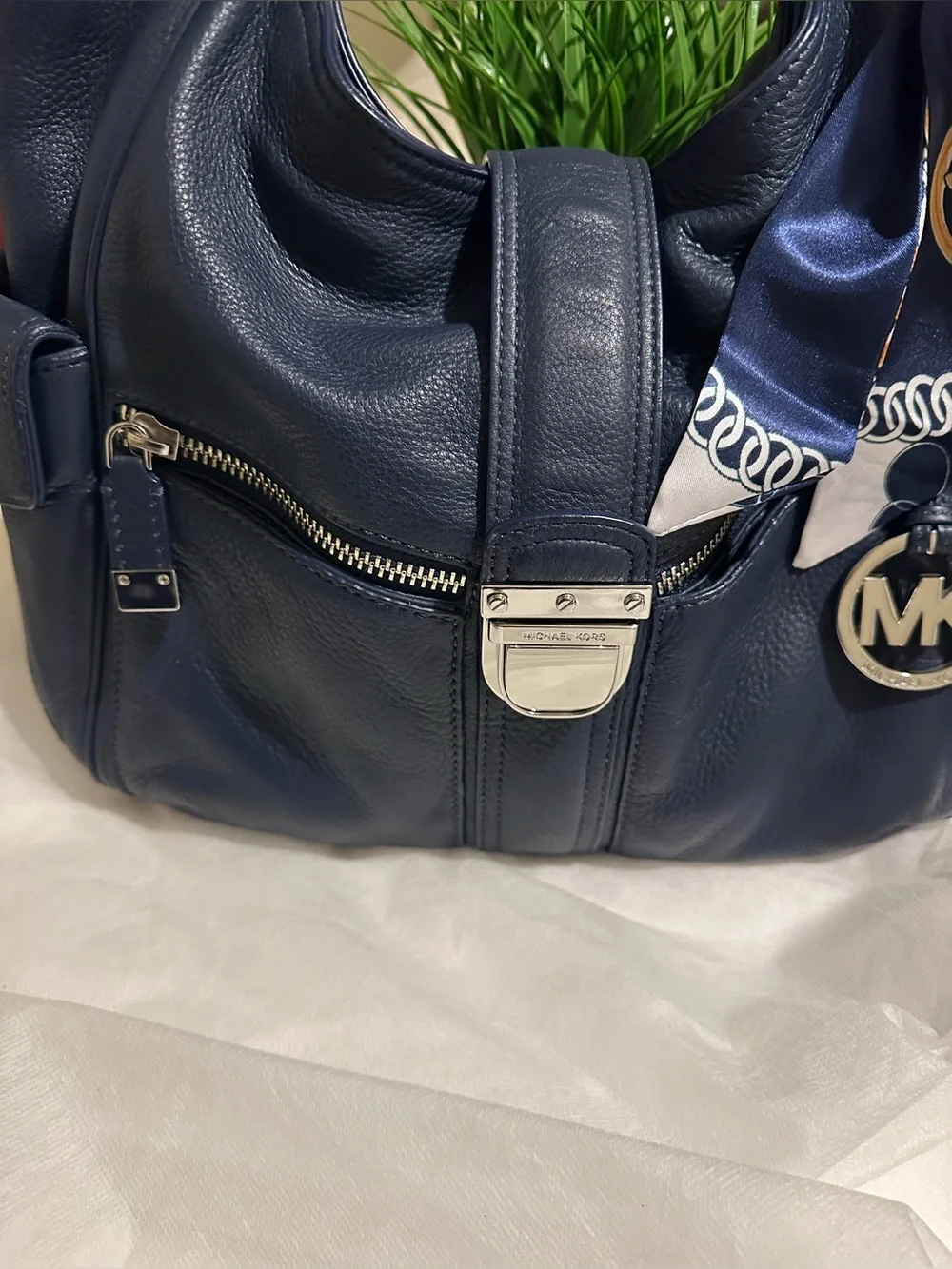 Michael Kors Navy Pebbled Leather Hobo Shoulder Bag Silver Hardware EUC